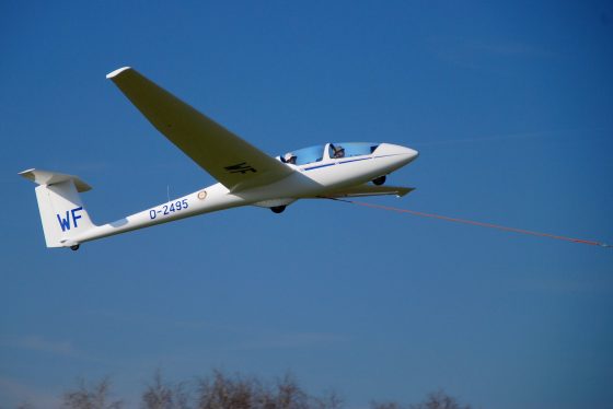 Planeur au décollage